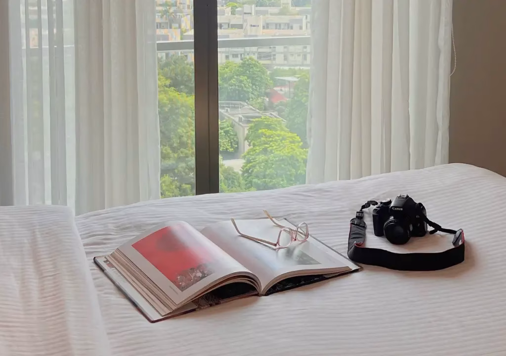 Modern serviced apartment in Lahore offering a comfortable stay for travelers